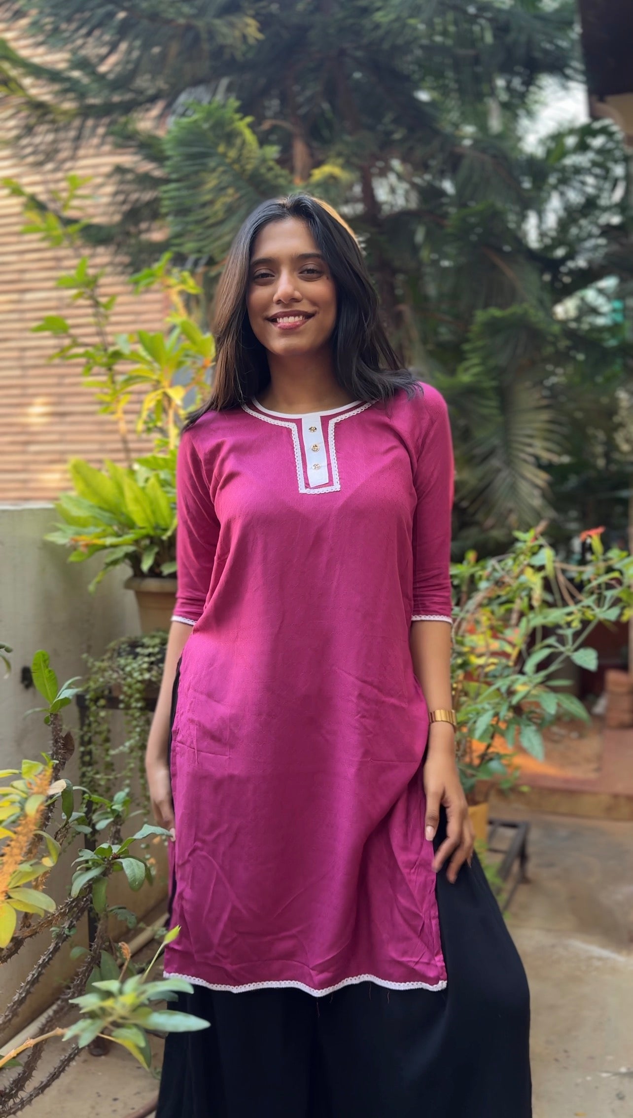 Ruksaar  (Solid pink kurti)