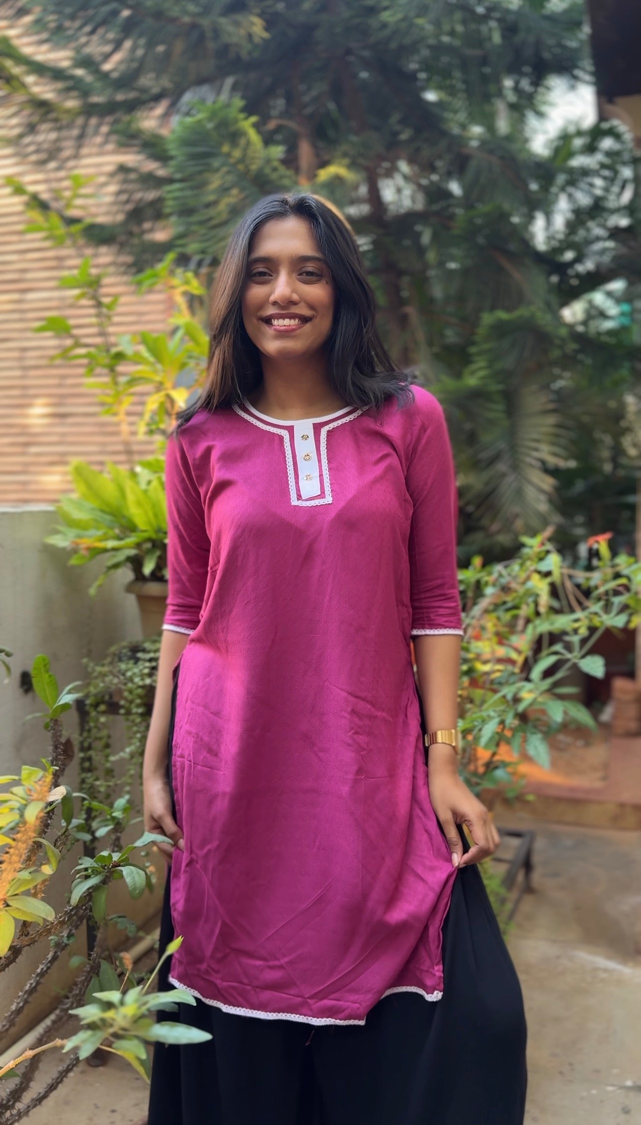 Ruksaar  (Solid pink kurti)